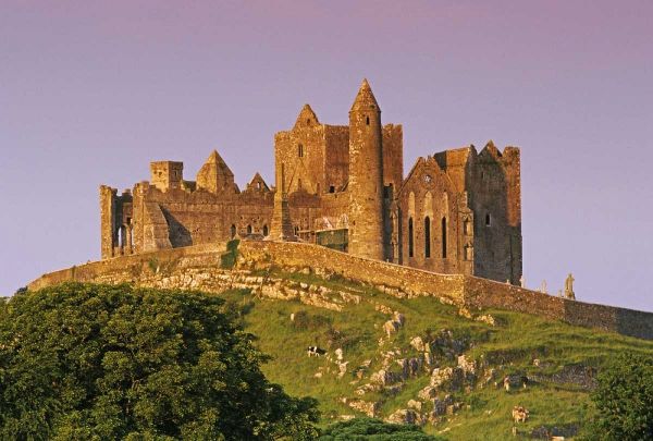 Ireland, Co Tipperary Rock of Cashel fortress